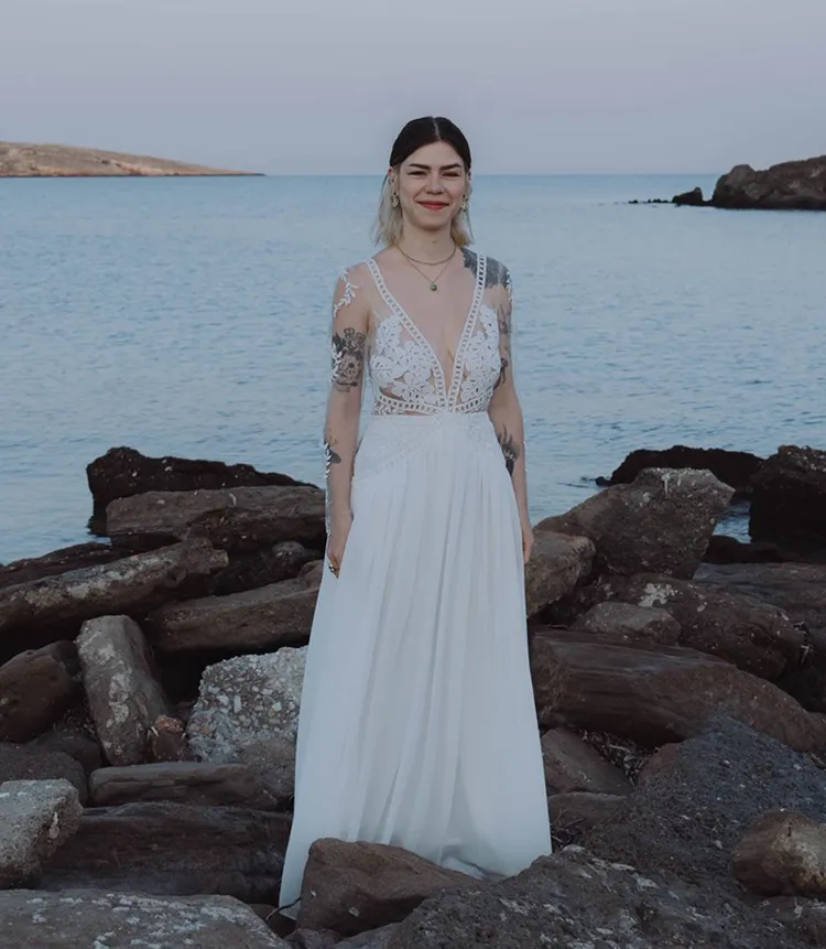 Une de mes créations : Olympe dans sa robe de mariée sur mesure