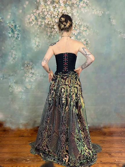 Un voile de mariée 4-en-1 : porté traine vue de dos