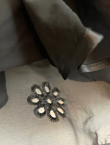 Voile de mariée court en mousseline noire